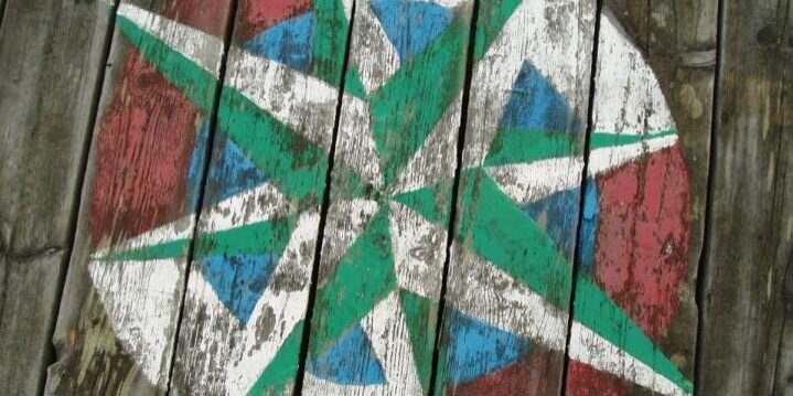 Compass-Rose_web_Freeimages918888_71938454