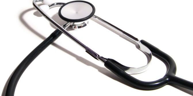 Doctor-Patient_Freeimages_673855_16500164